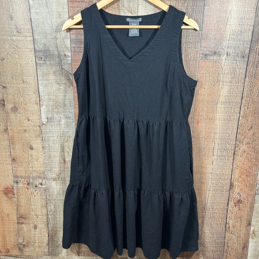 Matty M Linen Blend Tiered Dress Medium Black Sleeveless Pockets Casual Summer